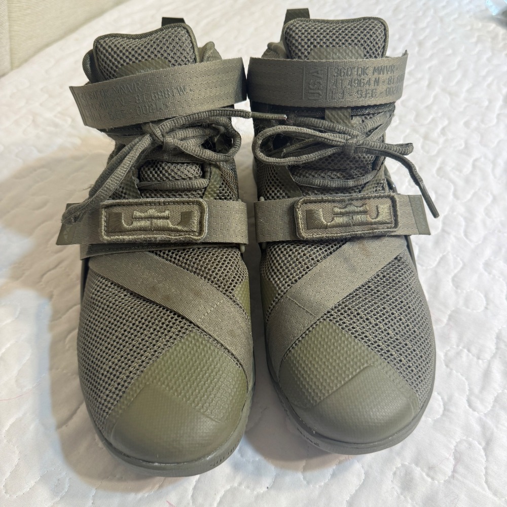Nike Mens 9 LeBron Soldier 9 IX Basketball Shoes Green Military 749490-223 James